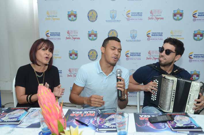 Clarena Lobo Almanza, Juancho Fuentes y Javier Matta.