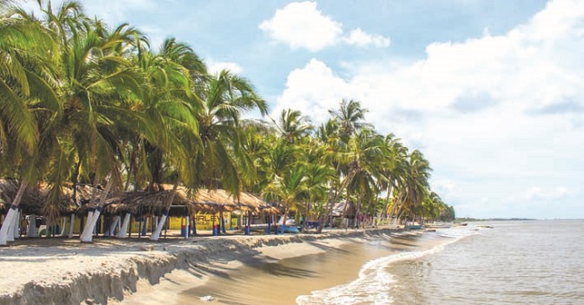 Balneario Costa Verde en Ciénaga, una de las playas más conocidas del municipio.