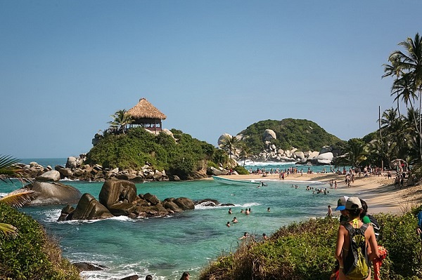 El área del Parque Tayrona la conforman las playas de Chengue, Gayraca, Cinto, Neguanje, Concha, Guachaquita.